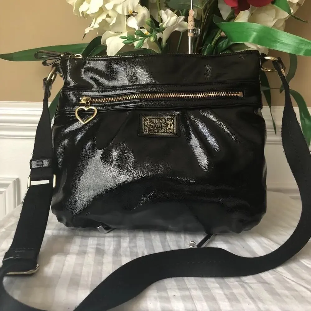 COACH DAISY LIQUID GLOSS FILE BAG Style #F22147 (p220